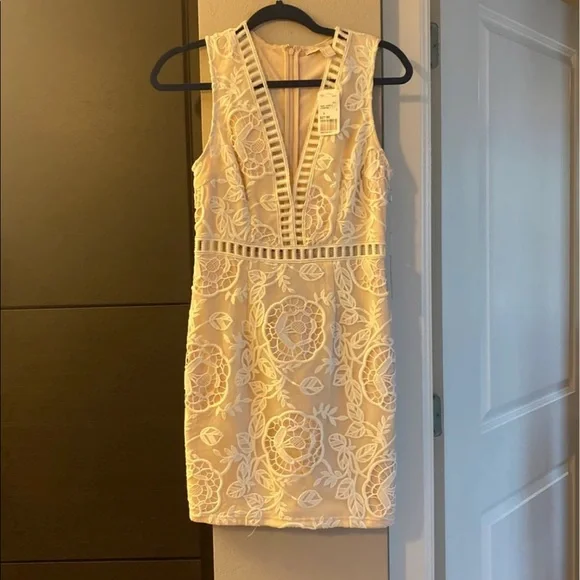 chinese dress ladies Maura Long Sleeve Lace-Up Back Dress Floral Yellow main image 1